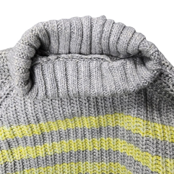 Victoria's Secret Sz M Gray Yellow Wool Alpaca Cotton Blend‎ Chunky Knit Sweater - Picture 6 of 13